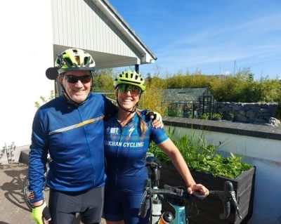 Emma Rowe Cycling on the  tour with redspokes