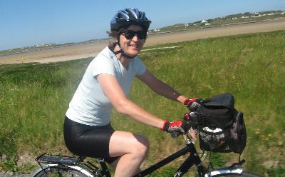 Anna Reid Cycling on the  tour with redspokes