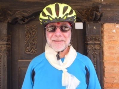 Joseph Lee Cycling on the  tour with redspokes