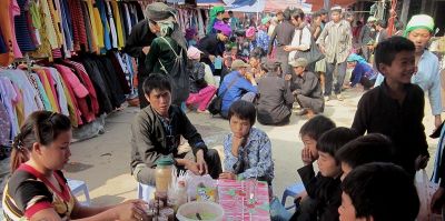Kate Scott Cycling on the  tour with redspokes