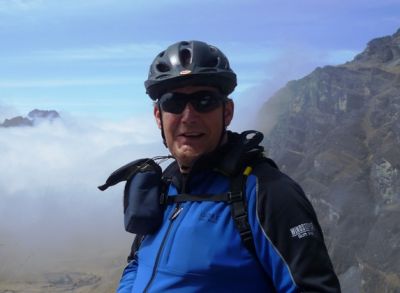 Tony Tapp Cycling on the  tour with redspokes