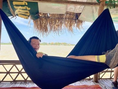 Anna van Puijenbroek Cycling on the  tour with redspokes