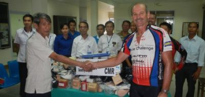 Paul Noonan Cycling on the  tour with redspokes