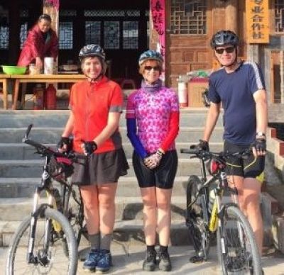 Andrew Vittery Cycling on the  tour with redspokes