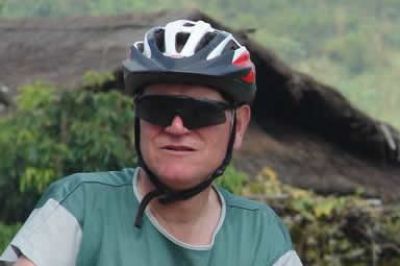 Phil Nelson Cycling on the  tour with redspokes