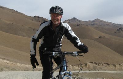 Steve Owen Cycling on the  tour with redspokes