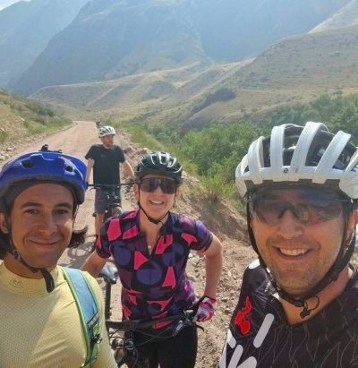 David Murphy Cycling on the  tour with redspokes