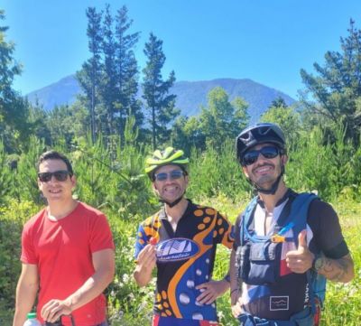 Vivienne Rust Cycling on the  tour with redspokes