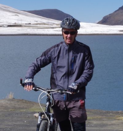 Jerry Bolton Cycling on the  tour with redspokes