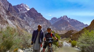 John Rowland Cycling on the  tour with redspokes