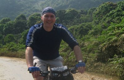 Michael Forde Cycling on the  tour with redspokes