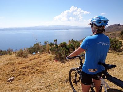 Michelle Tarvit Cycling on the  tour with redspokes