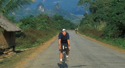 Mike Shelton Cycling on the  tour with redspokes