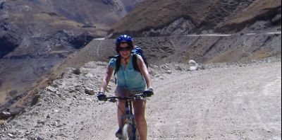 Karen Smith Cycling on the  tour with redspokes