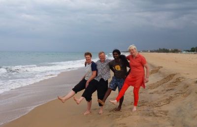 Luke Henderson Cycling on the  tour with redspokes