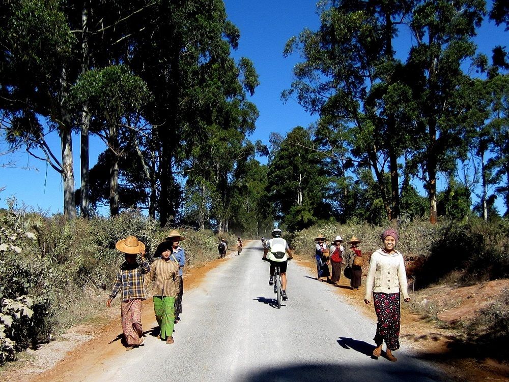 Cycle Burma on the Burma Custom Tour cycling tour